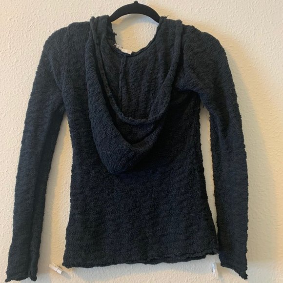 Navy Blue Long Sleeve Sweater - Picture 2 of 3